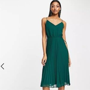 ASOS DESIGN pleated cami midi dress with drawstring waist in forest green sz 10